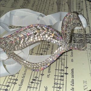 Silver Toned Rhinestone Encrusted Masquerade Mask